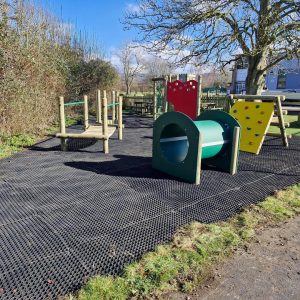 Brockworth activity trail with tunnel, traverse wall panels and balance equipment